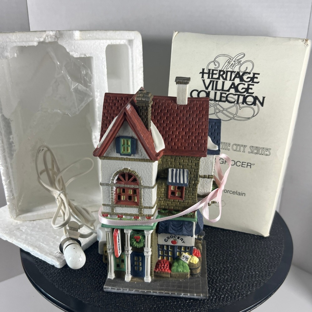 Dept 56 Heritage Village Christmas in the City Hanks Market 5542-5 Vintage 1988